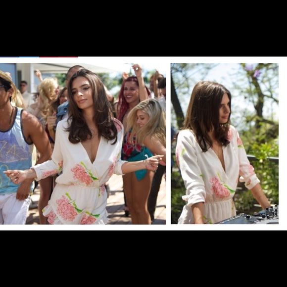 White Flower Romper - Picture 3 of 4